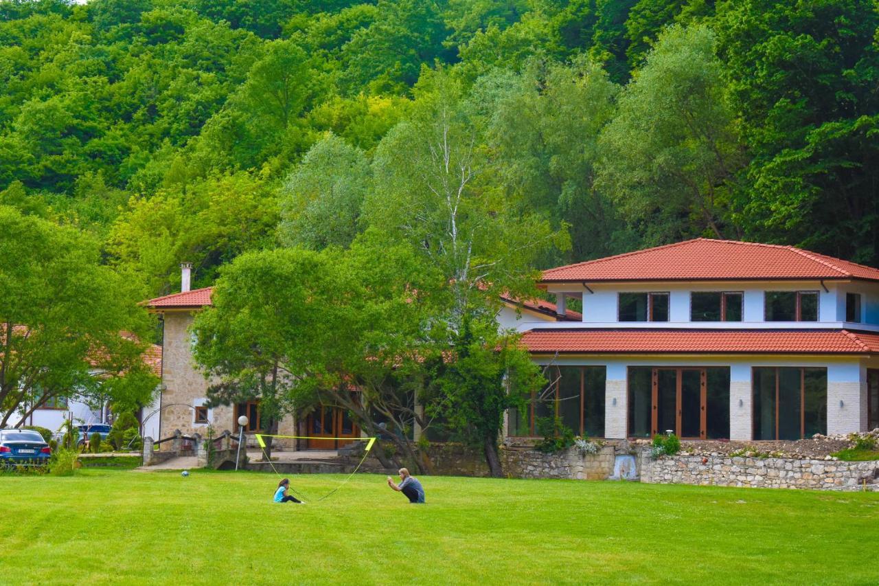 فندق Eco Complex Izvori فارنا المظهر الخارجي الصورة