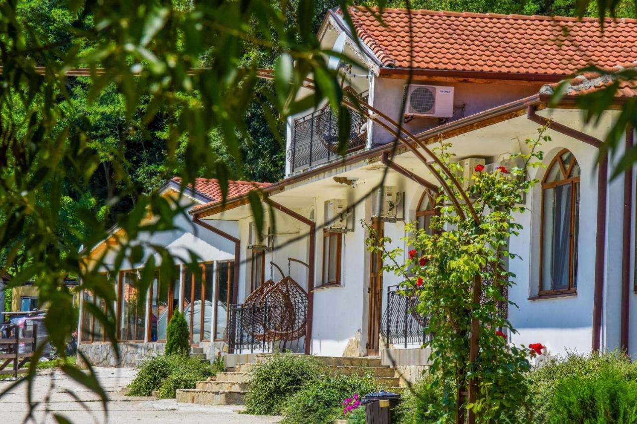 فندق Eco Complex Izvori فارنا المظهر الخارجي الصورة